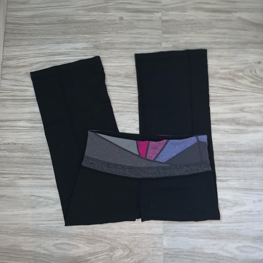 LULULEMON REVERSIBLE LEGGINGS